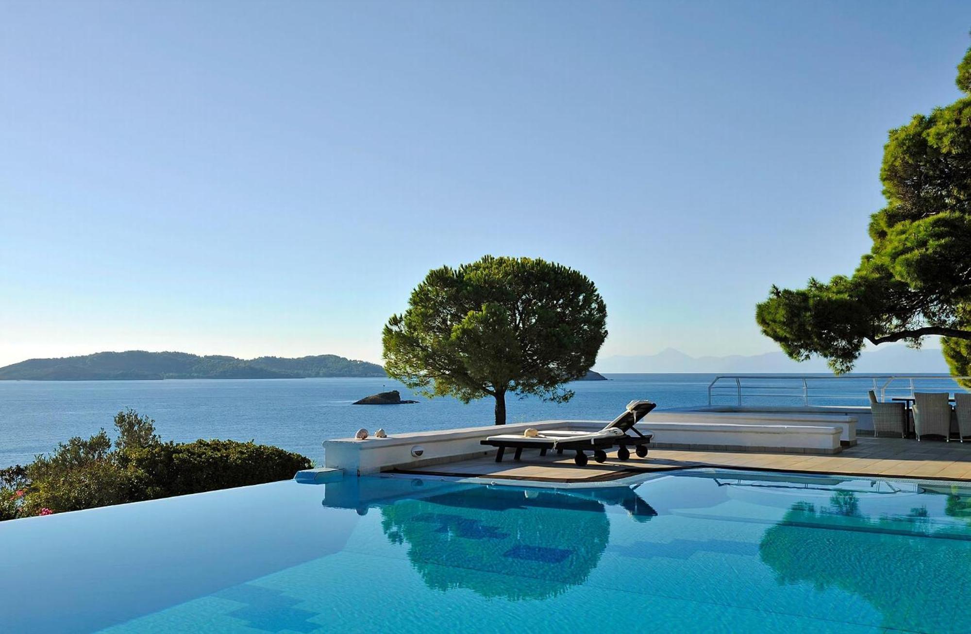 Super Luxury Skiathos Villa Seven Stunning Bedroom Suites Villa Daphne Achliades Achladies  Екстериор снимка